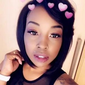 Meet your Posher, Tay